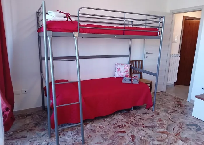 Daire La Magnolia A 500mt Dal Mare